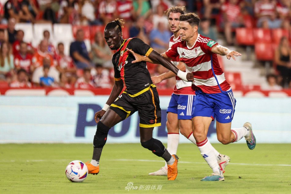 队的差距 队的差距