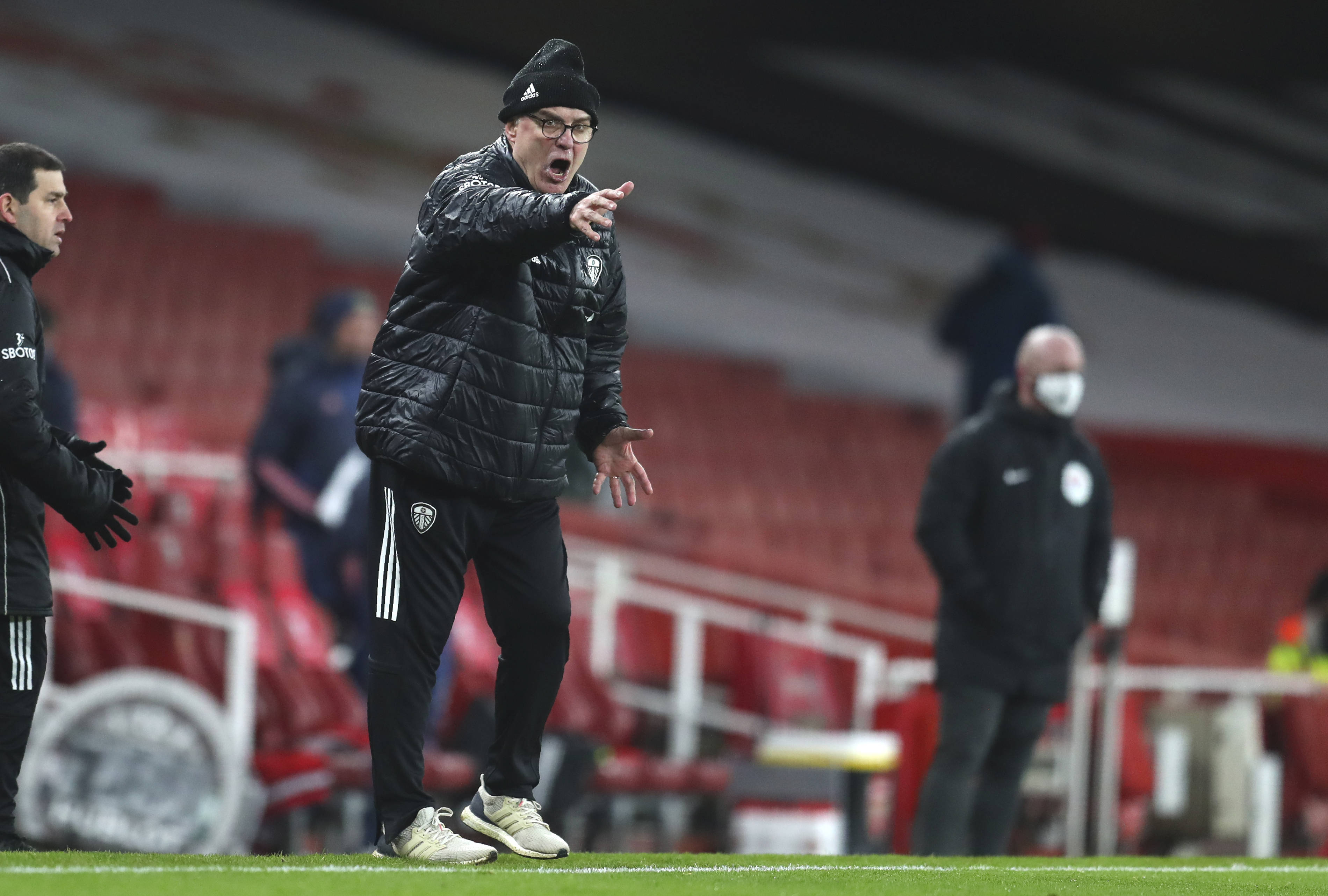 实施高强度 实施高强度